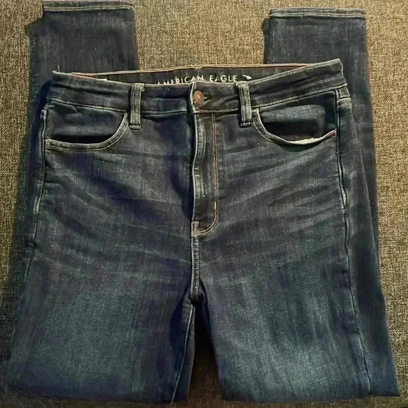 Size 10s American Eagle Super Highrise Jegging - Picture 2 of 6